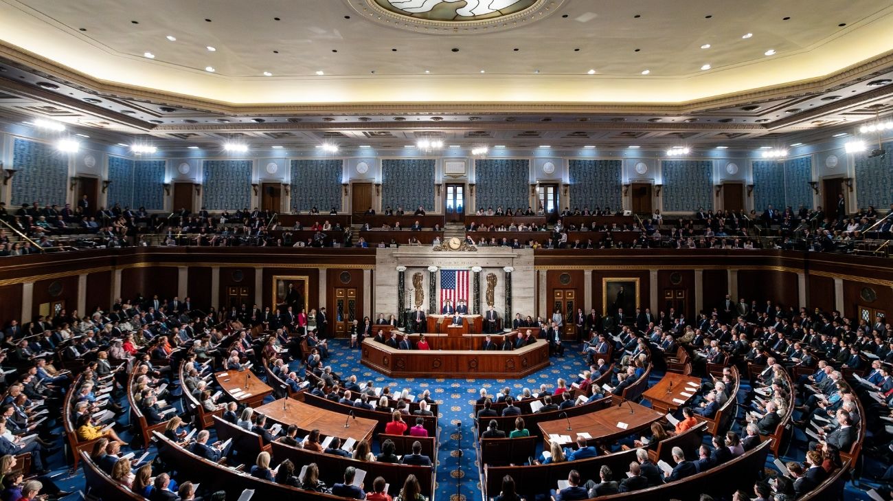 США стали на один шаг ближе к увеличению помощи Украине и введению новых санкций против РФ