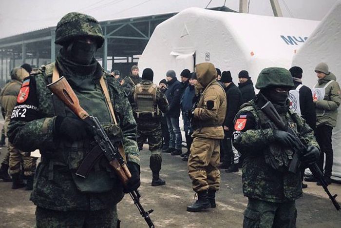 После встречи Ермака и Козака боевики "Л/ДНР" объявили о выдаче пленных Киеву: "В одностороннем порядке"