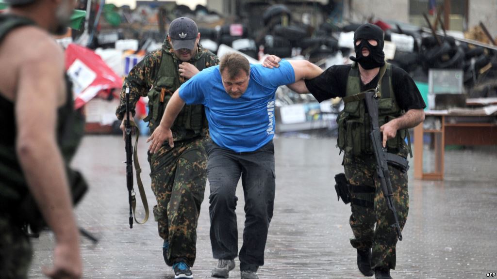 ДНР: в Донецке орудует преступное бандформирование "Чечен", которое грабит жителей города