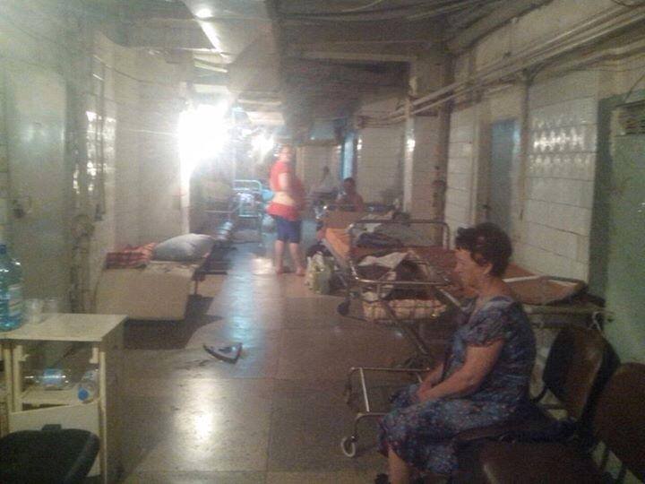 ​Беременных женщин вывезли из подвала больницы Вишневского в Донецке