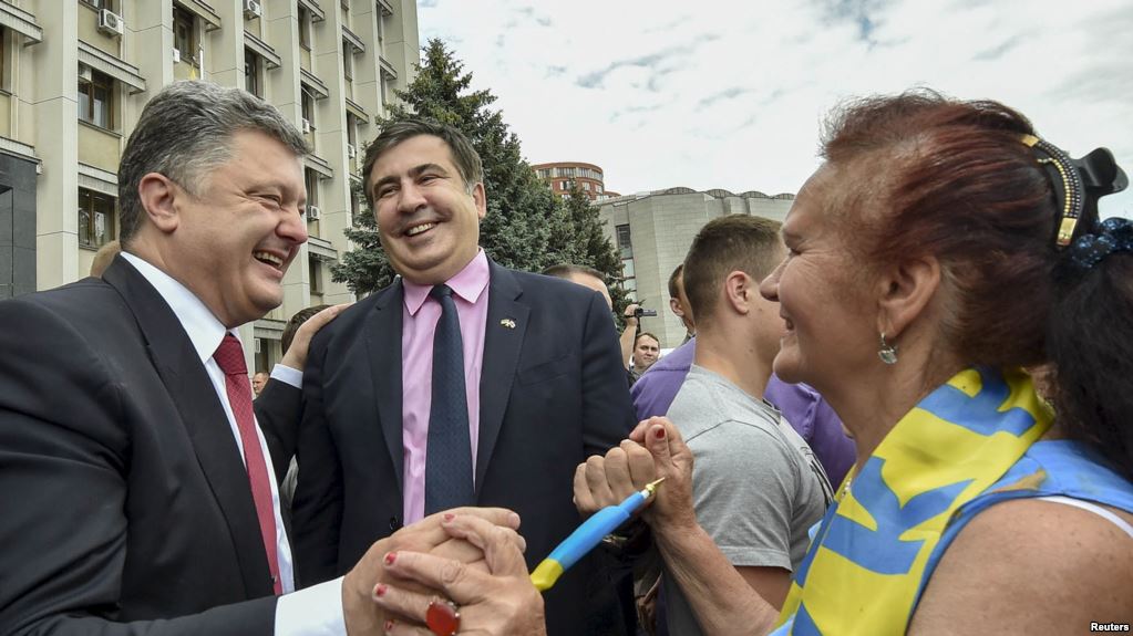 "Неожиданное решение, которое не поддается пониманию" - как западные СМИ отреагировали на лишение Саакашвили гражданства Украины