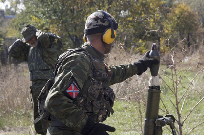 Боевики кошмарят приморское и донецкое направление, а на луганском применяют запрещенное Минском оружие