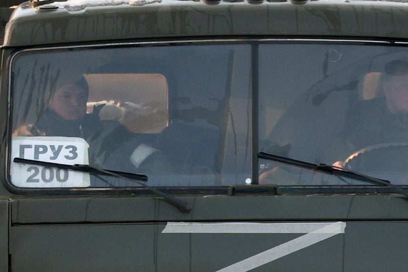 ​"Элитный" комбриг не доехал: высокопоставленный офицер ВС РФ и 3 телохранителя погибли под колесами УАЗ