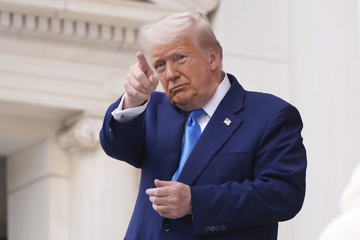 "Не должны разрушать..." – Трамп прокомментировал решение Федерального суда по тарифам и назвал главную причину вердикта