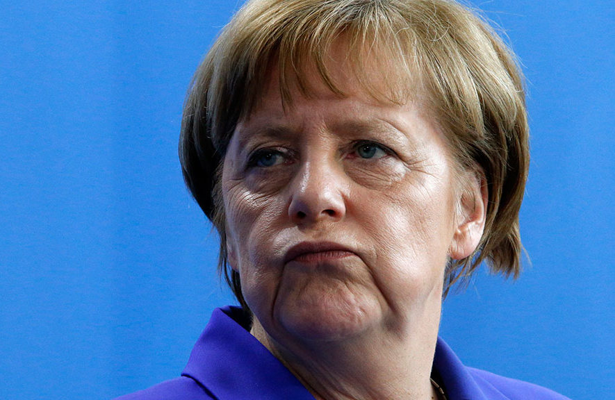 ​Меркель устроила "разнос" Кремлю: "Европа в опасности, и вина за это лежит на Москве"