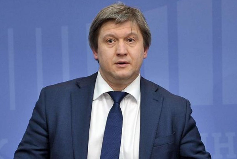 Громкая отставка: Гройсман увольняет министра финансов Украины Данилюка
