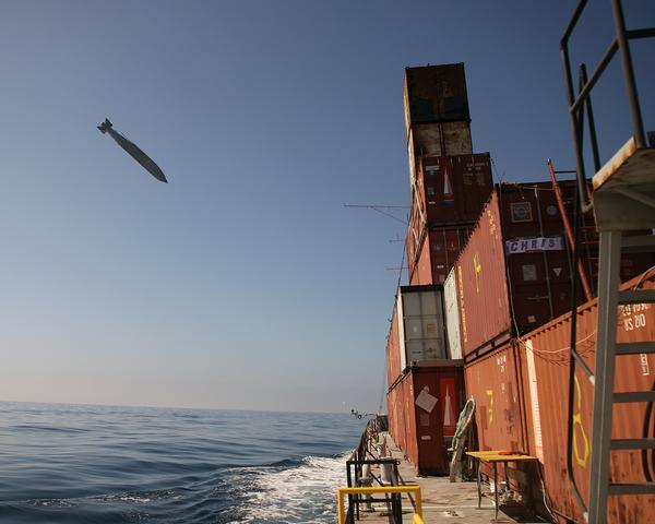 В Калифорнии военно-морской флот США провел испытания сетевой авиабомбы