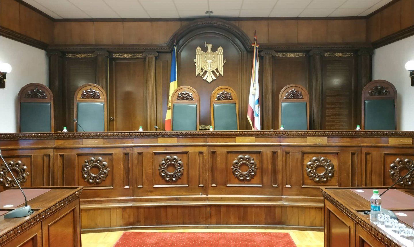 Русский язык – незаконный: в Молдове Конституционный суд дал отпор Москве
