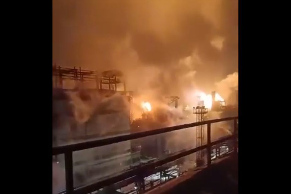 "Гойда" у Липецьку: вночі дрони атакували найбільший сталеливарний завод РФ, спалахнула пожежа