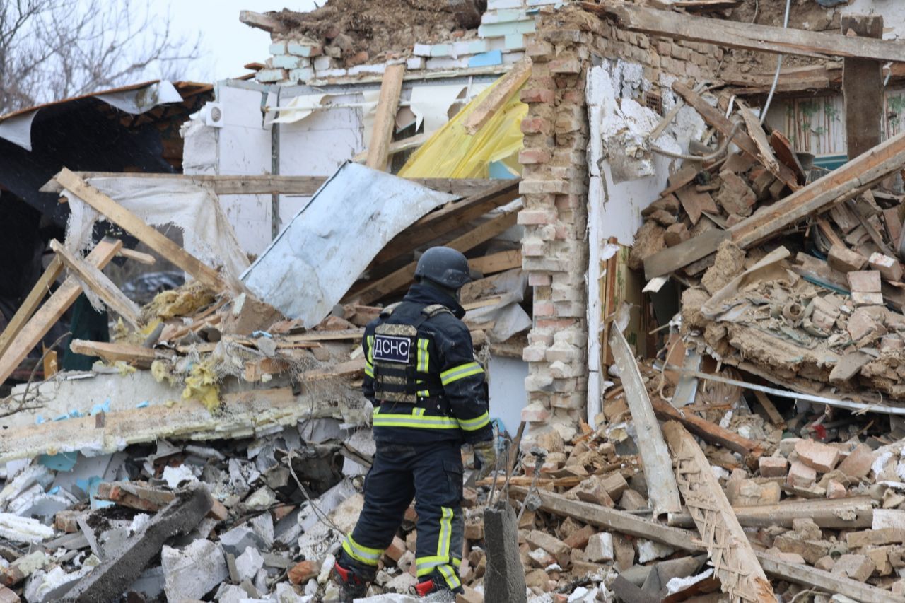 Армия РФ атаковала ракетой Черкасскую область: в Умани разрушения и раненые, среди них дети – ОВА