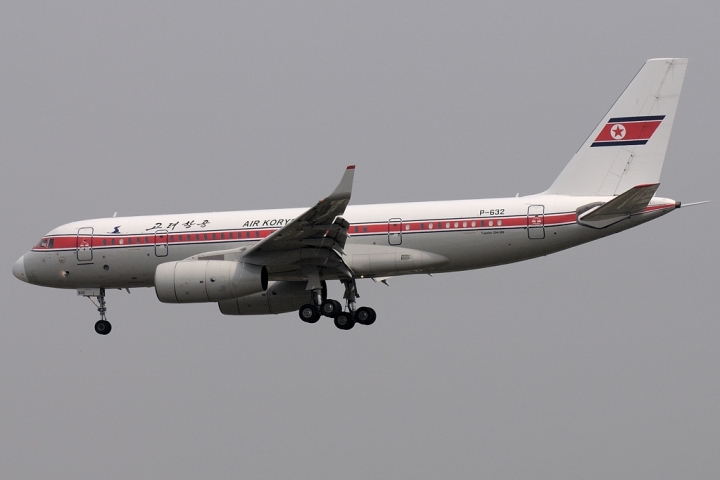 Северокорейский самолет продемонстрировал "мощь" КНДР: на полпути к Пекину Ту-204 начал разваливаться в воздухе
