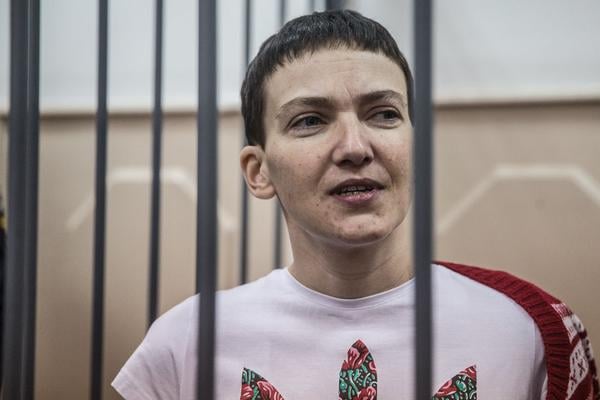 Надежда Савченко: Этот фаршированный цирк надо заканчивать