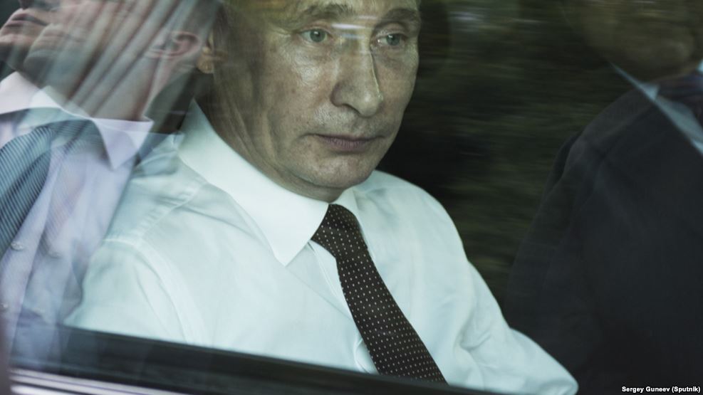 "Эпоха Путина на исходе, а убитым русским, украинцам и грузинам так и лежать в могилах", - американский эксперт рассказал, как и когда уйдет хозяин Кремля