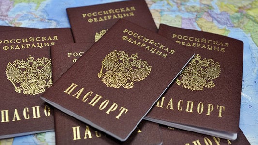 ​"Очень опасный тренд", - журналист Бочкала рассказал о тайном умысле в кремлевском законе об упрощенном получении гражданства РФ для украинцев