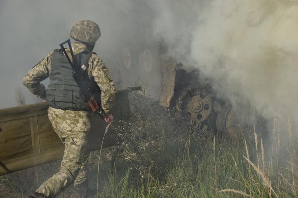 ВСУ провели учения на Черниговщине: в Сети появились кадры "сражений" между украинскими танковыми бригадами