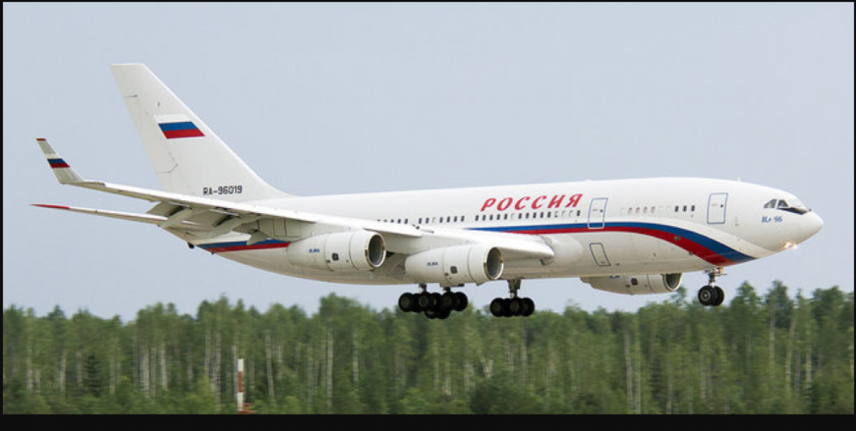 Российский президентский борт "Ил-96-300ПУ" прибыл из Москвы в столицу Армении: СМИ узнали, кто может быть на борту