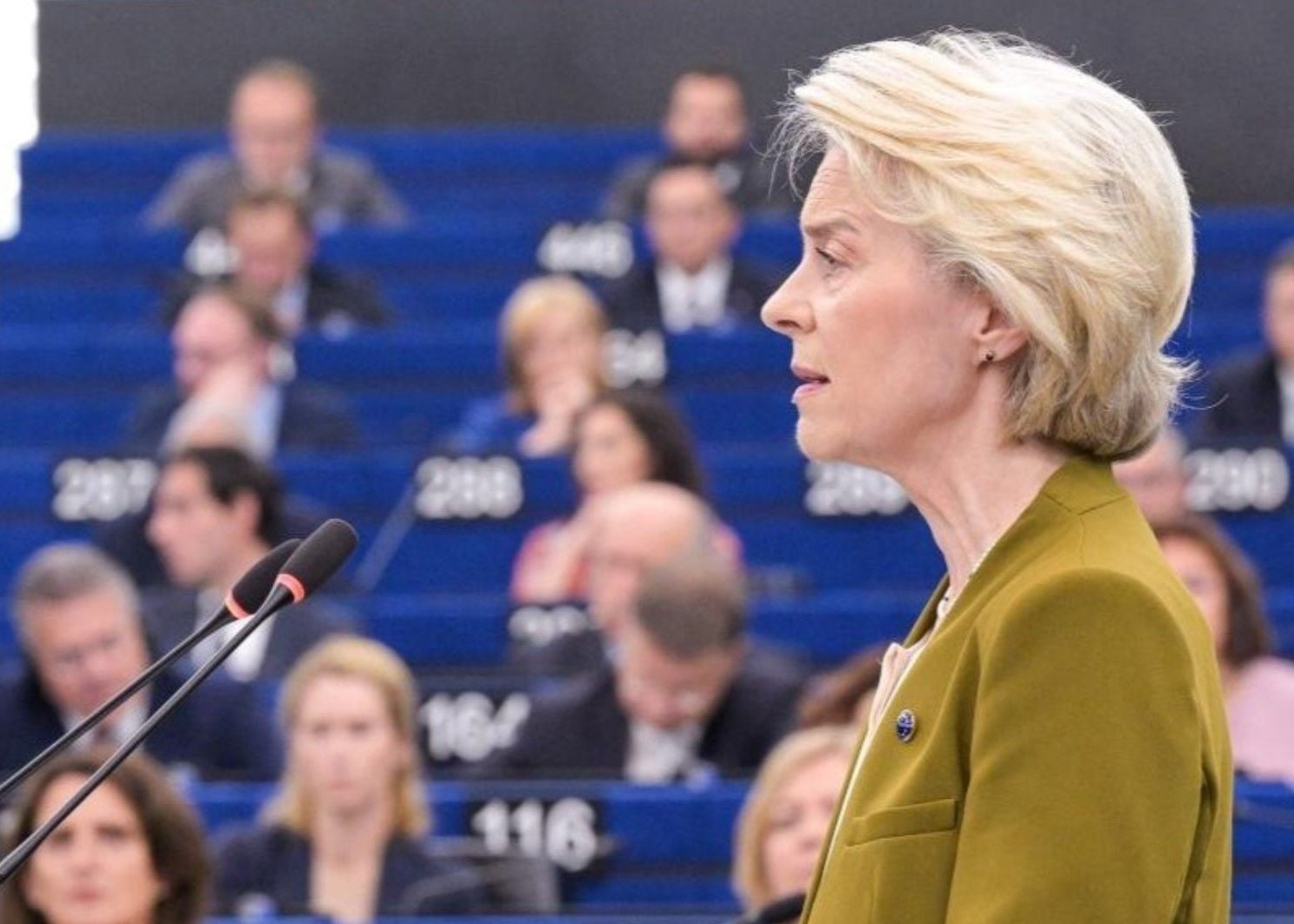 ЕК официально представила предложения по "репарационному" кредиту для Украины и нашла способ обойти вето