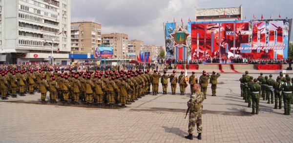 Главари 'ЛНР' плюют на минские соглашения и мир: боевики готовят военную технику к параду 9-го мая 