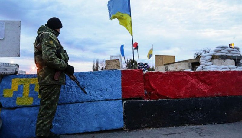 ​Блокада Донбасса усиливается – активисты берут под контроль КПВВ "Новотроицкое" и "гумконвои" Ахметова