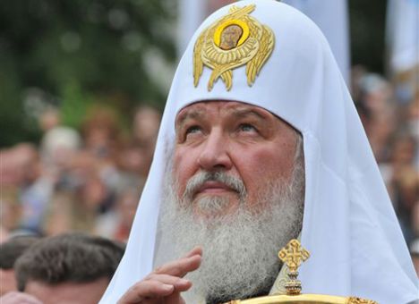 Патриарх Кирилл призвал Порошенко остановить войну