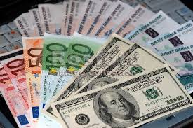 Курс рубля и гривны к доллару и евро. Онлайн-трансляция 18.12.2014