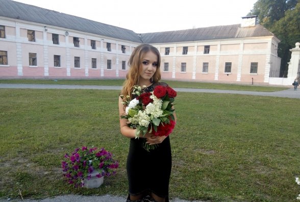 На Тернопольщине изнасиловали и убили выпускницу в День молодежи