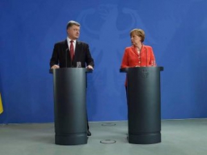 Нардеп партии Ляшко: Меркель заставит Порошенко провести выборы на Донбассе без контроля Киева