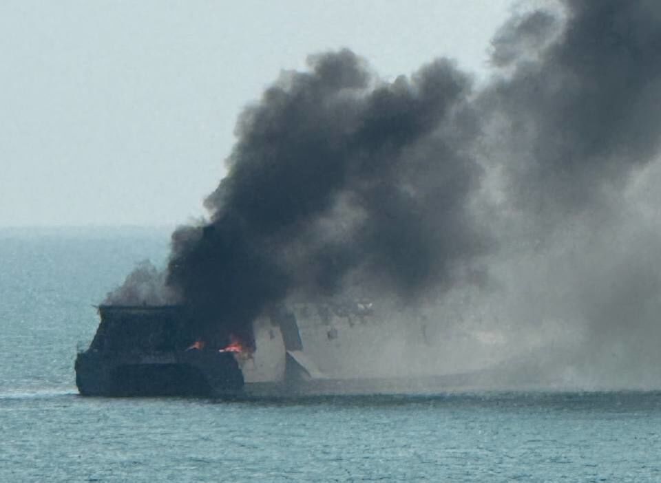 Армия США поразила второй иранский корвет-катамаран класса Soleimani