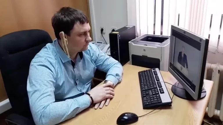 Депутат из Самары с лапшой на ушах обвинен по статье "о дискриминации армии"