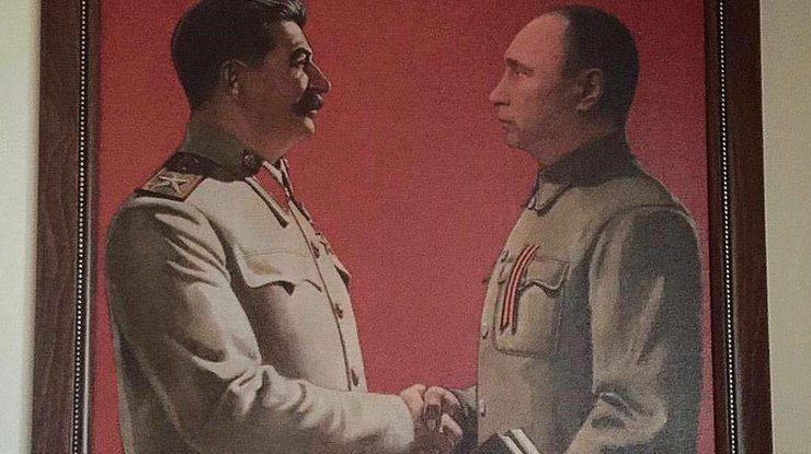 ​Сталин, Путин, Крым – соцсети "порвала" картина двух диктаторов