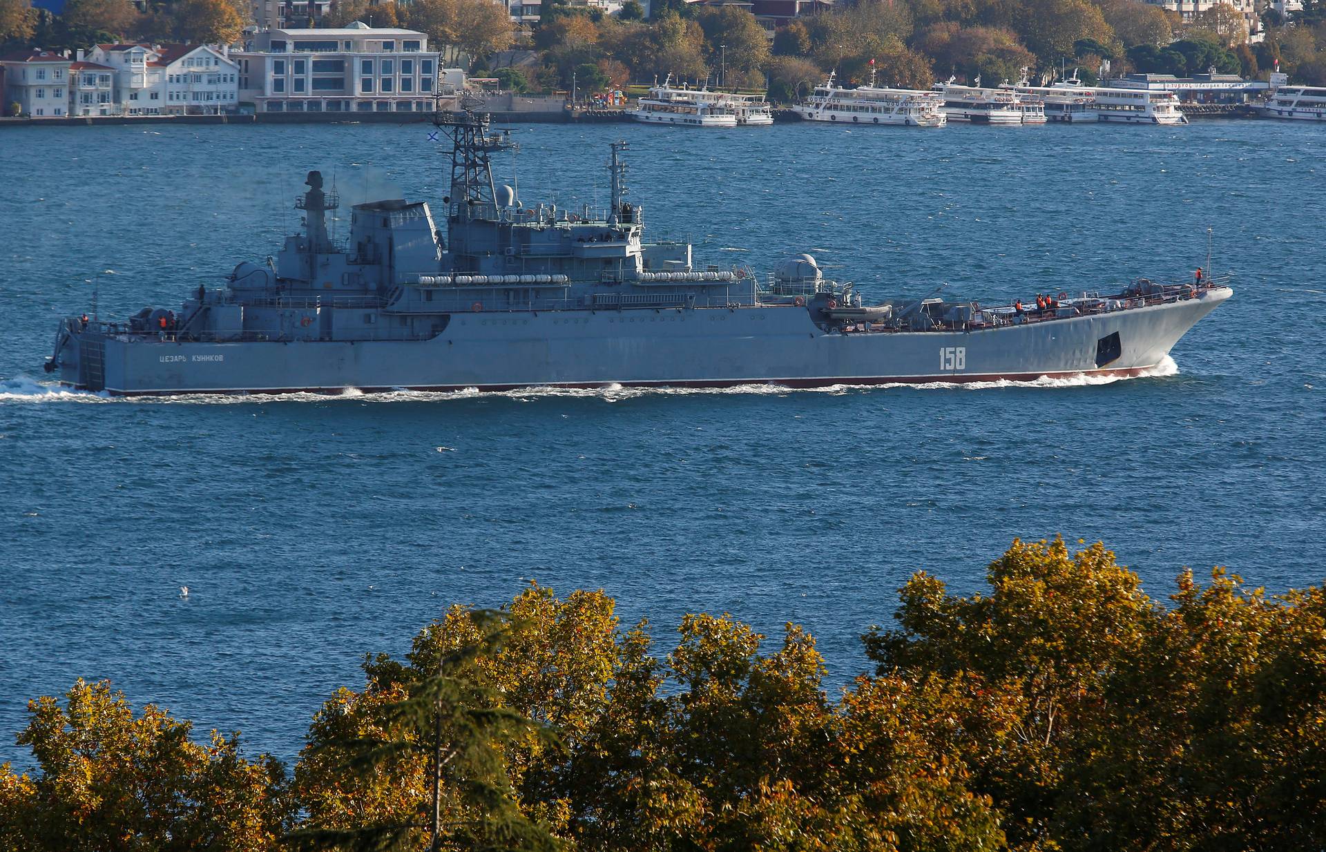 Турция может закрыть пролив Босфор для российских кораблей: детали морской блокады Кремля и Асада