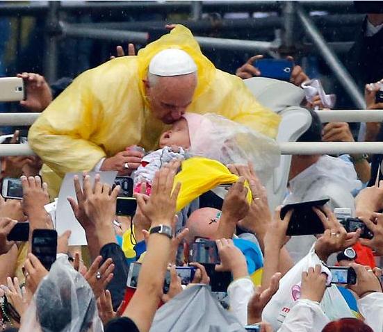 СМИ: на мессу Папы Римского в Маниле собрались около трех миллионов филиппинцев