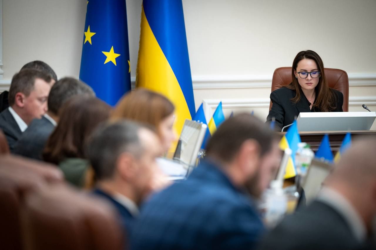 Кабмин Украины утвердил "Зимнюю поддержку": кто получит по 6500 грн