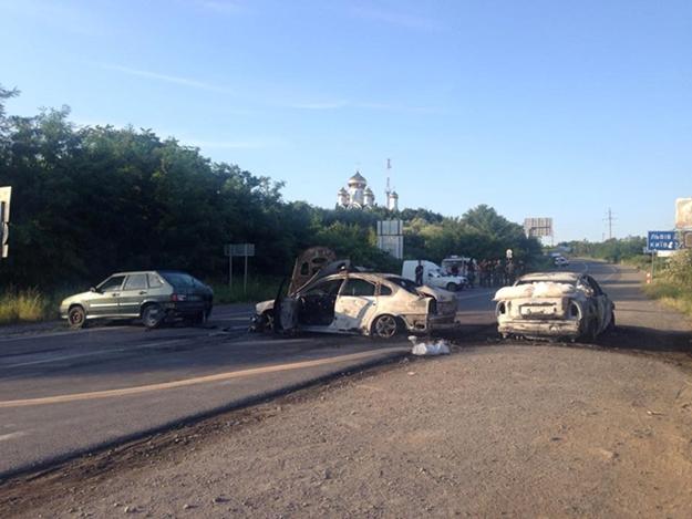 ​Раненный в Мукачево милиционер: не успели выйти из автобуса, по нам открыли огонь. Обстреливали из всех видов оружия