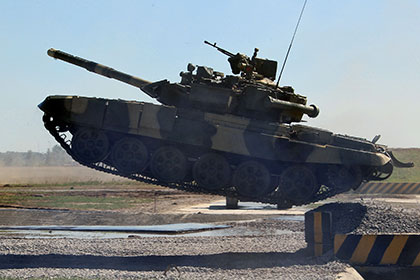 Официальные лица США подтвердили сенсационный факт: на аэродроме в Сирии появились российские танки