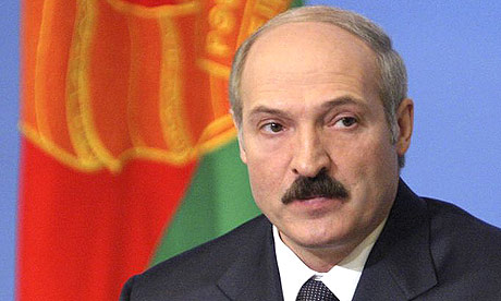 Лукашенко заявил о необходимости усиления контроля границы с Украиной