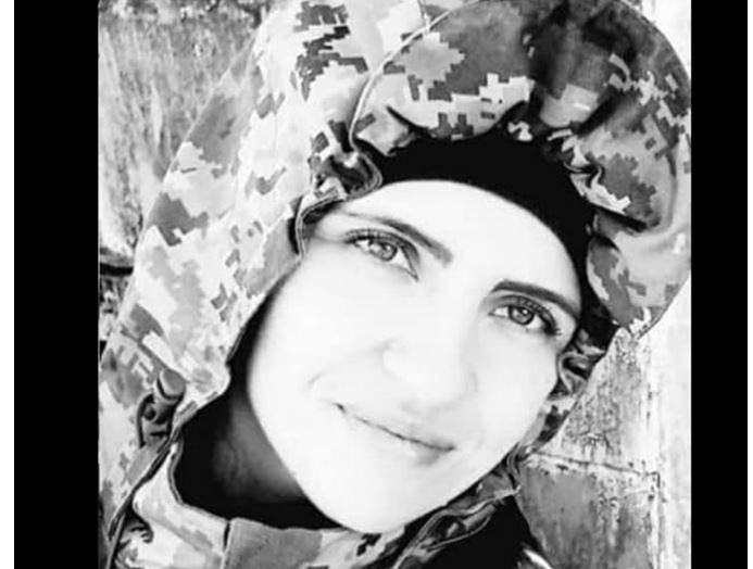 Защитница Украины Салахутдинова трагически погибла на Донбассе, кадры