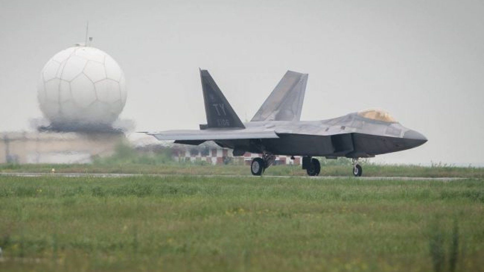 ​США использовали эту авиабазу в войне с Ираком: Европа хочет разместить F-35 в соседней с Украиной стране