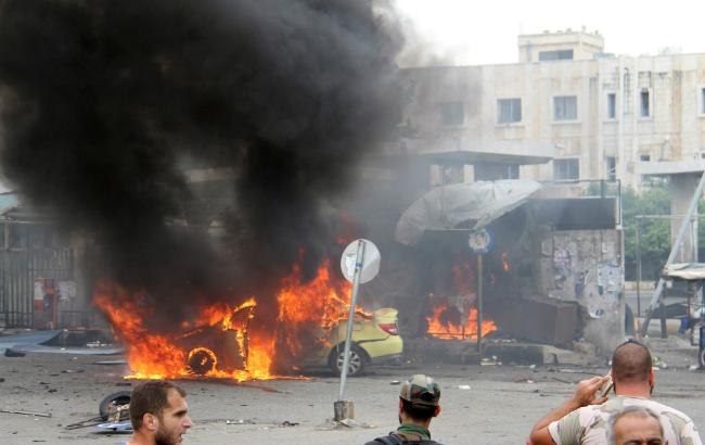 Крупнейший теракт в Сирии: смертники ИГИЛ подорвали крупного пророссийского генерала Асада, множество убитых и раненых. Минобороны РФ молчит