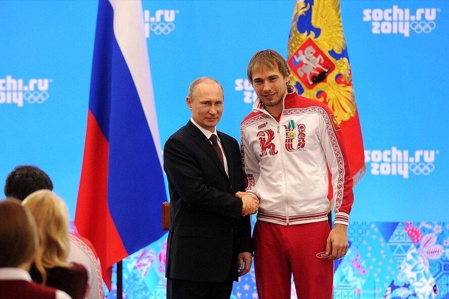 ​"Она моя", - биатлонист РФ Шипулин отказался возвращать допинговое "золото" Сочи-2014