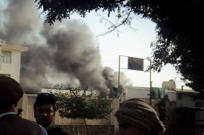 На полицейский участок в Афганистане напал смертник: погибли 10 человек, 8 - ранены