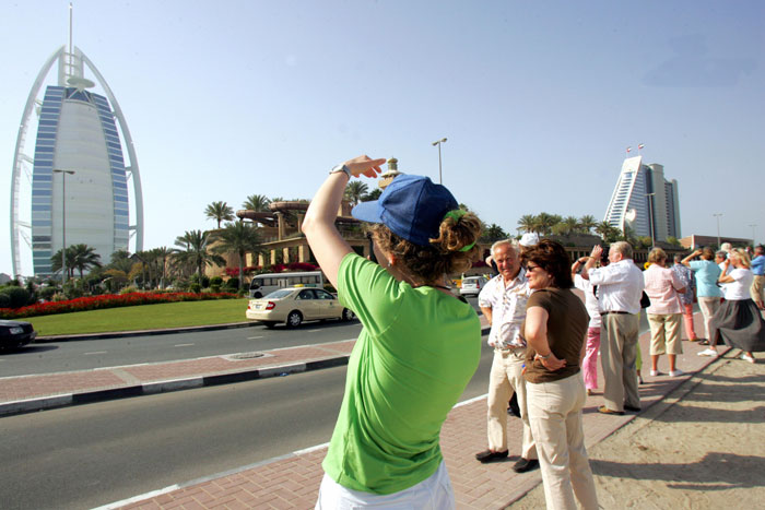 ОАЭ ужесточили правила дресс-кода для туристов 