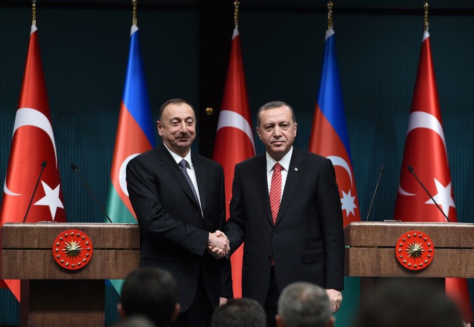 Армения бьет тревогу: Турция и Азербайджан "репетируют" новый удар на Кавказе