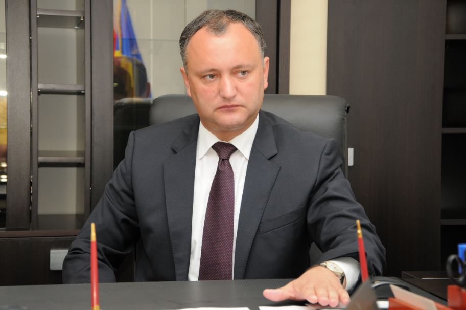Экс-президент Румынии Бэсеску лишен молдавского гражданства: Додон подписал соответствующий указ