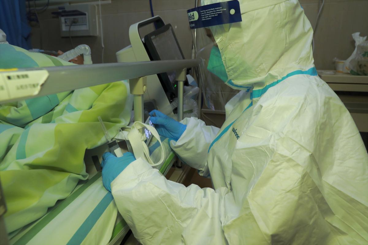 "Мало кого спасут", - СМИ выяснили, как в Украине готовятся к вспышке китайского коронавируса