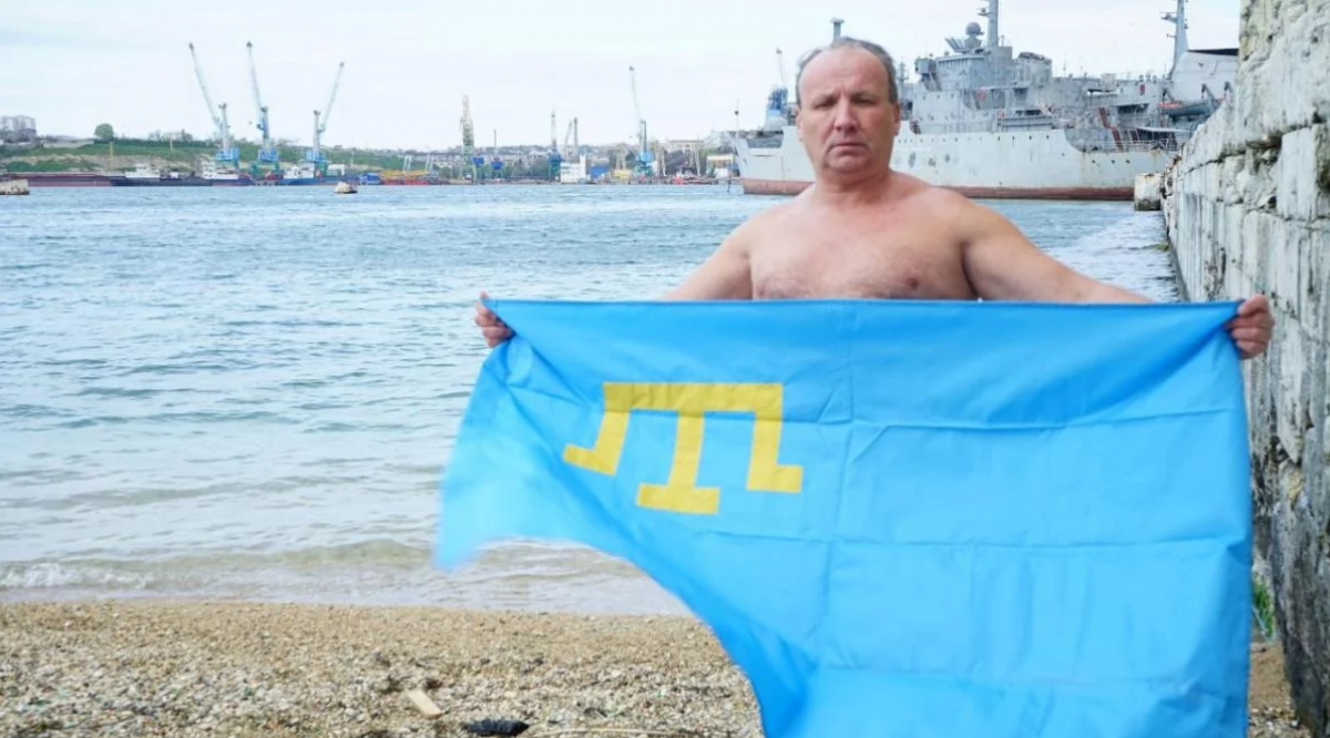 "Защитите меня", - пловец-марафонец Софяник из Крыма обратился к Зеленскому