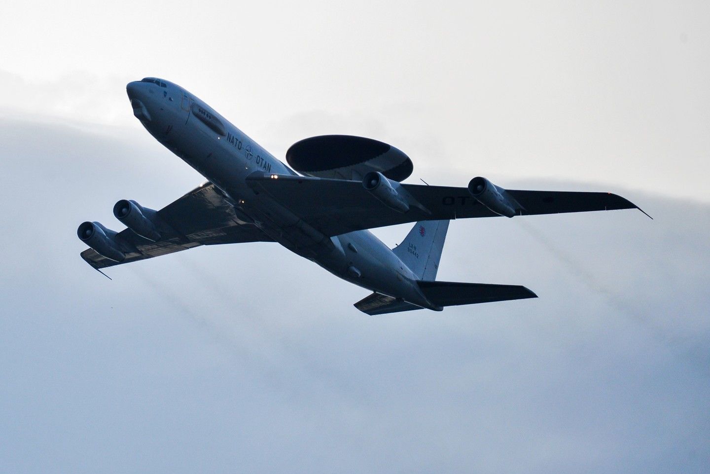 Военный самолет США пронесся над аннексированным Крымом: оккупанты бьют тревогу