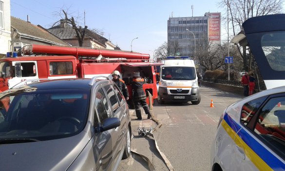 В Луцке по факту ложного минирования эвакуировали 700 посетителей торгового центра