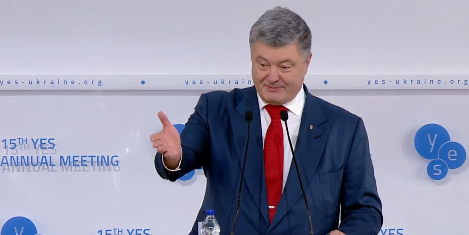 Порошенко рассказал, кого Кремль хочет видеть президентом Украины