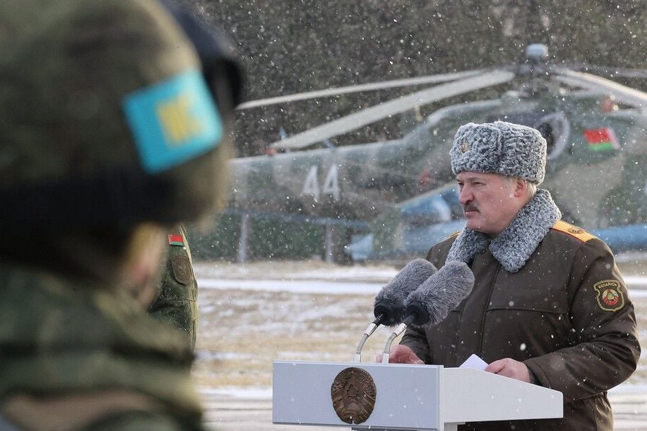 ​Лукашенко рассказал, как с Путиным за час придумал план ввода войск в Казахстан